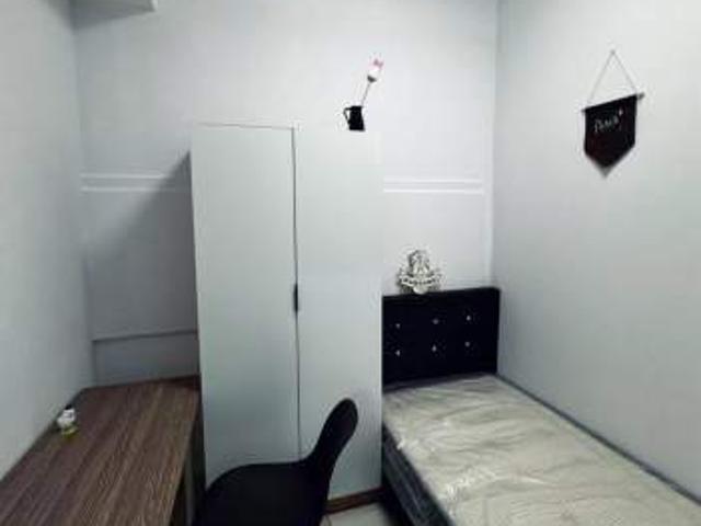Room for rent