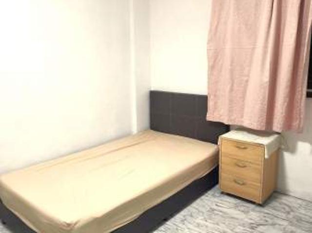 Room for rent in Geylang, 14 Central East, Eunos