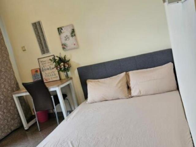 Room for rent in Geylang, 14 Central East, Eunos