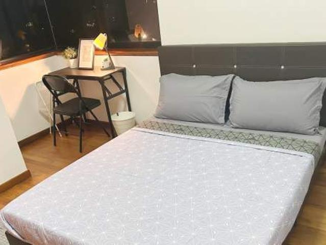 Room for rent in Bukit Timah