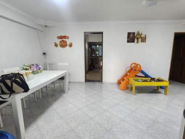 Room for rent in Hougang