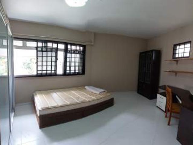 Room for rent in Hougang, 19 North East, Hougang