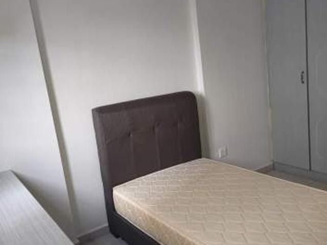 Room for rent in Hougang