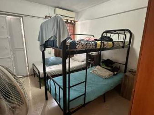 Room for rent in Hougang, 19 North East, Hougang