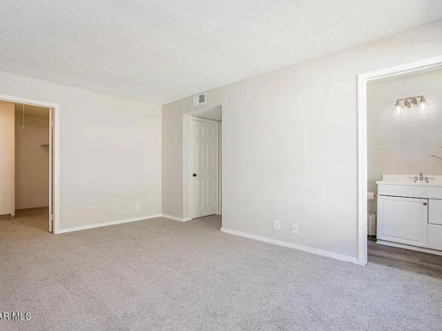 Room for rent in Oxnard, California