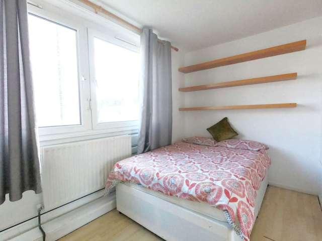 Room for rent in Notting Hill, Greater London