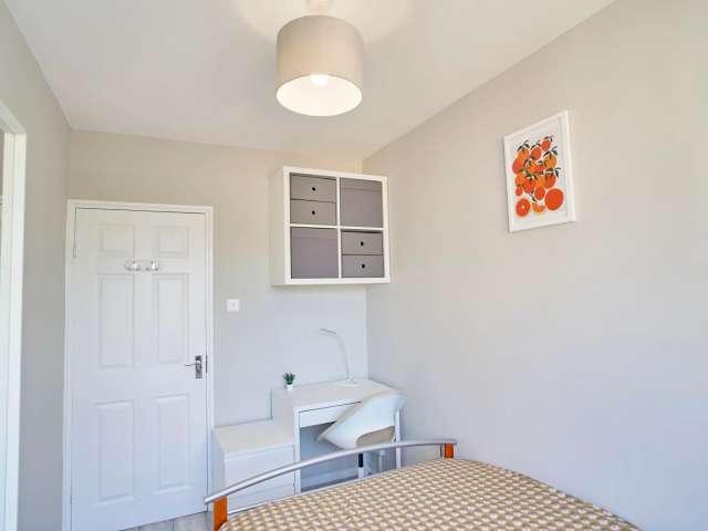 Room for rent in Old Ford, Bow