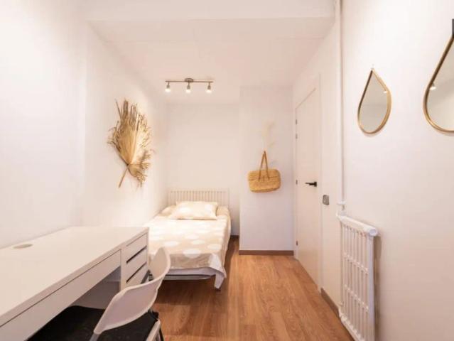 Habitación en alquiler en Gràcia, Barcelonès