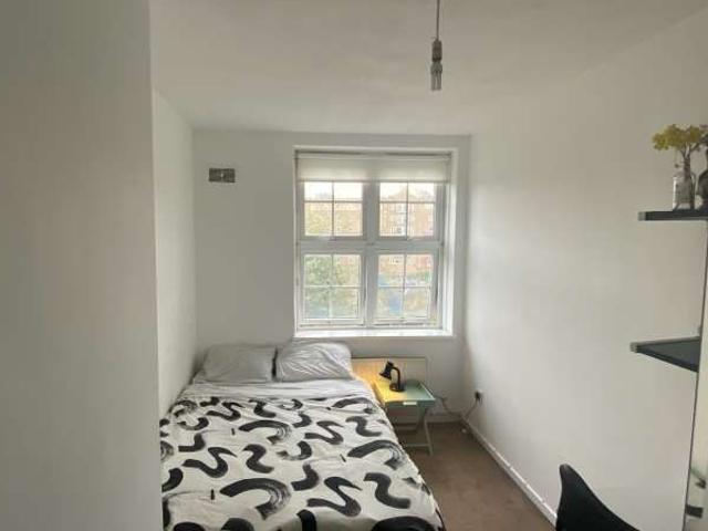Room for rent in The Borough, Greater London