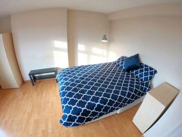 Room for rent in Royal Borough of Kensington and Chelsea, Greater London