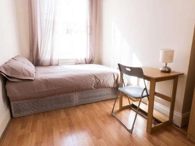 Room for rent in Covent Garden, Greater London