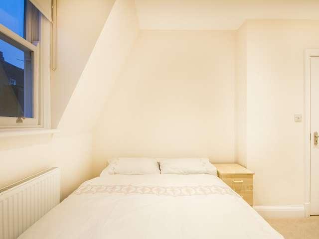 Room for rent in Lillington Gardens Estate, Pimlico