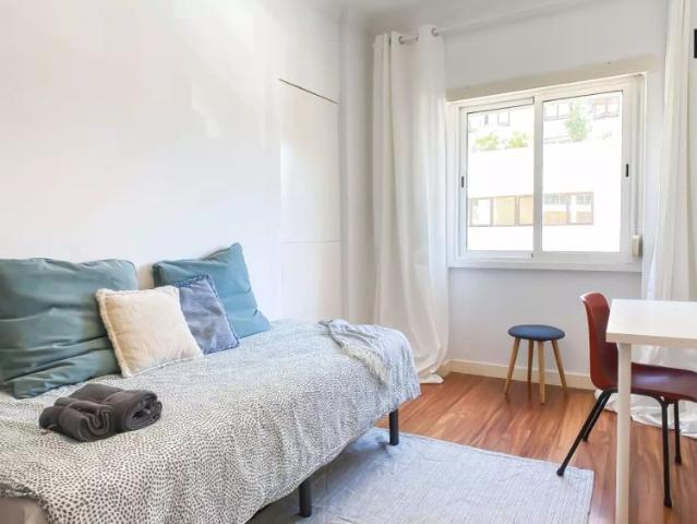 Quarto alugar em Avenidas Novas, Lisboa