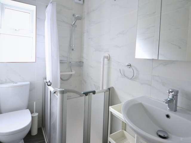 Room to rent in Bluebell, North Tipperary
