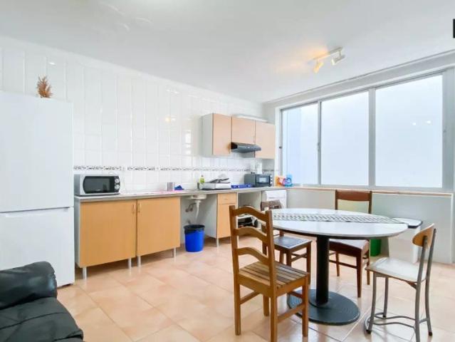 Quarto alugar em Avenidas Novas, Lisboa