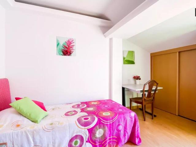 Quarto alugar em Avenidas Novas, Lisboa