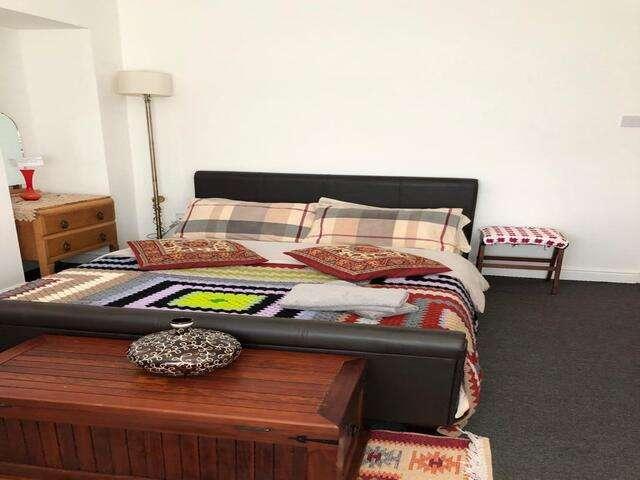 Room for rent in Well Hall, Greater London