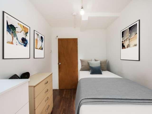 Room for rent in Nine Elms, Greater London
