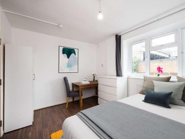 Room for rent in Nine Elms, Greater London