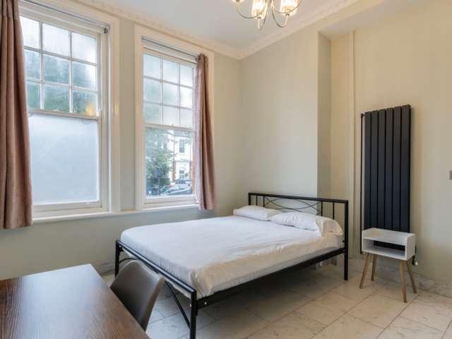 Room for rent in South Hampstead, Greater London