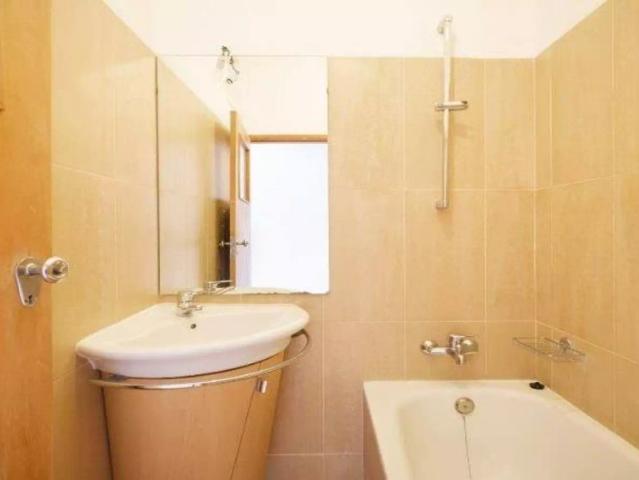 Quarto alugar em Avenidas Novas, Lisboa