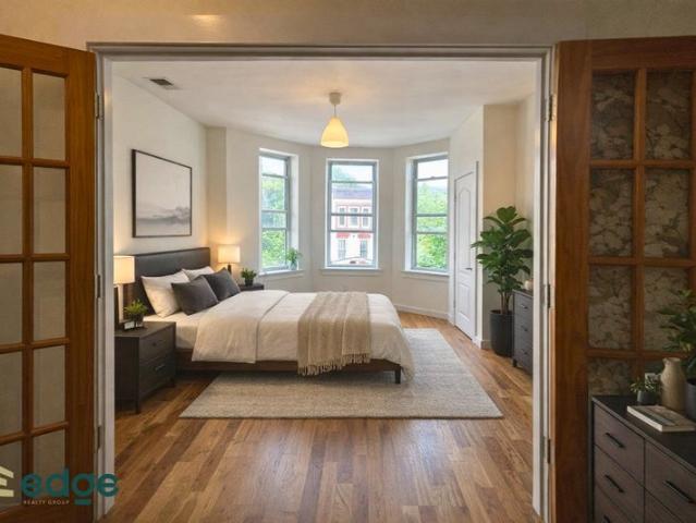Room for rent in Arverne, New York