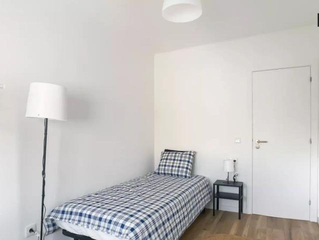 Quarto alugar em Avenidas Novas, Lisboa