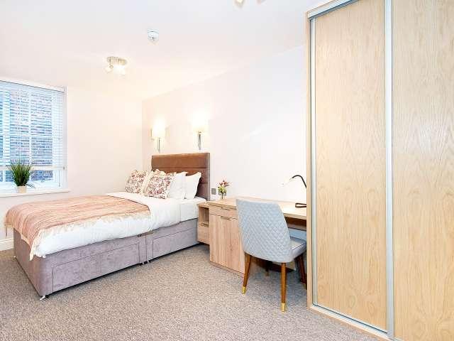 Room for rent in Greater London