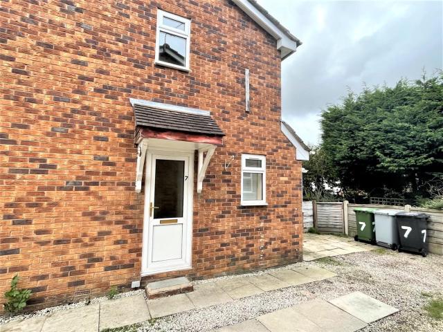 Room for rent in Colshaw Farm, Wilmslow