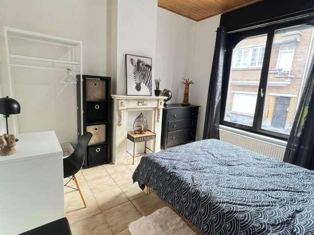Kamer location à Helmet, Schaerbeek - Schaarbeek
