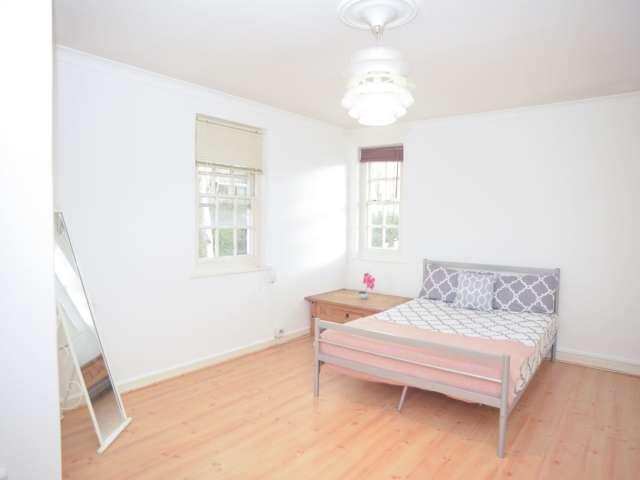 Room for rent in Royal Borough of Kensington and Chelsea, Greater London