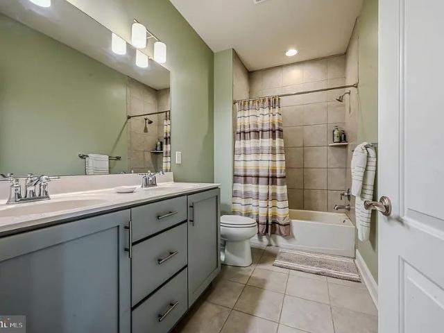 Room for rent in Delaware