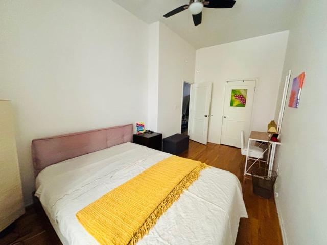 Room for rent in Arverne, New York