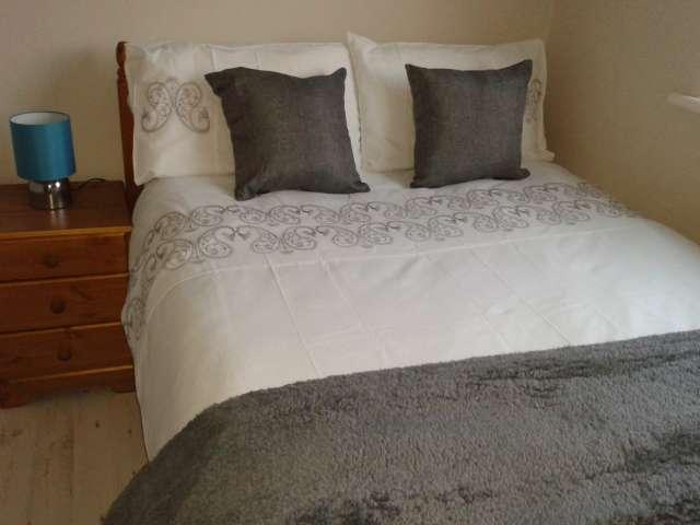 Room for rent in London Borough of Croydon, Cat Hill