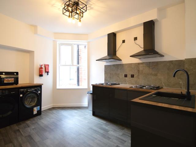 Room for rent in Camp Hill, Warwickshire