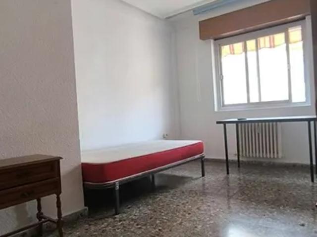 Habitación en alquiler en Parque Sur, Albacete