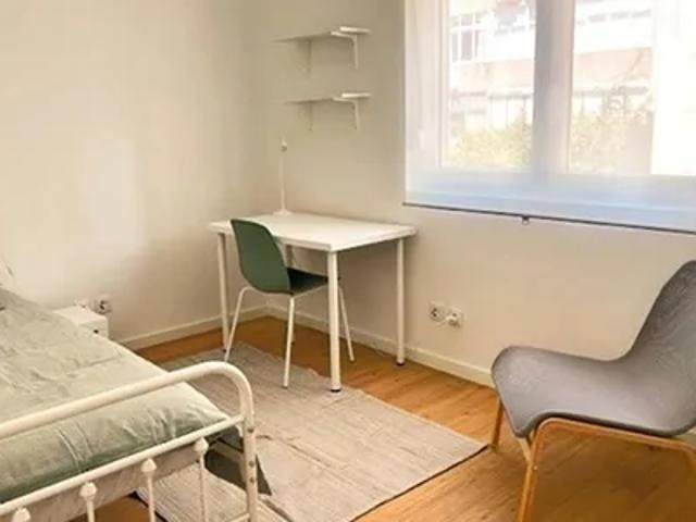 Quarto alugar em Quinta do Americano, Almada
