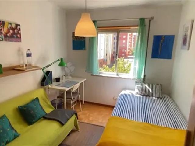 Quarto alugar em Bairro Boa Esperança, Almada