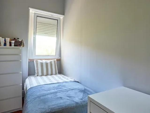 Quarto alugar em Amadora, Lisboa