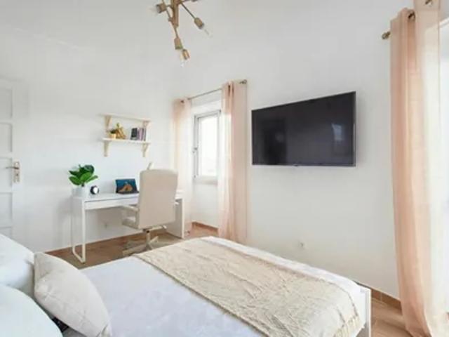 Quarto alugar em Amadora, Lisboa