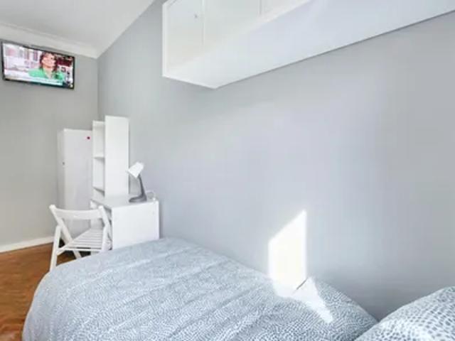 Quarto alugar em Amadora, Lisboa