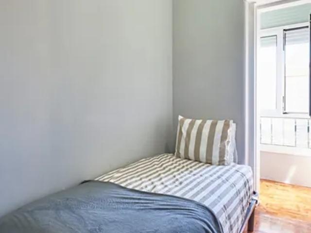 Quarto alugar em Amadora, Lisboa
