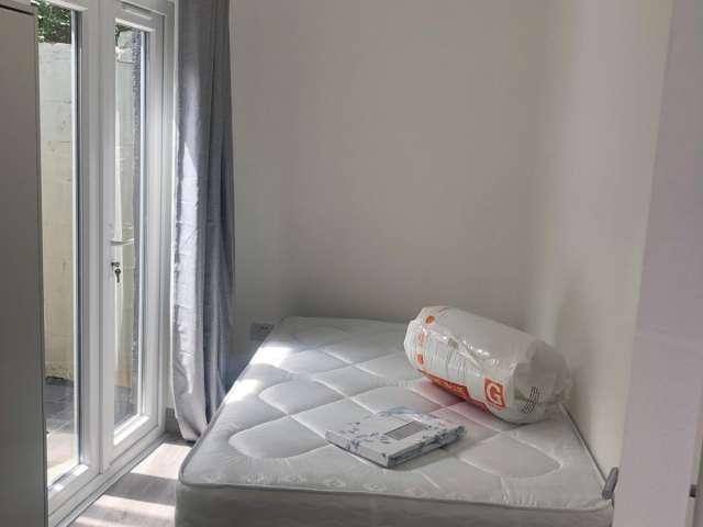 Room to rent in Bluebell, North Tipperary