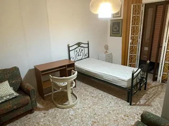 Stanza in affitto a Municipalità 5, Napola