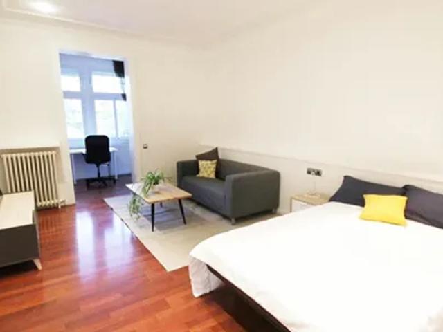 Habitación en alquiler en Sants-Montjuïc, Barcelona