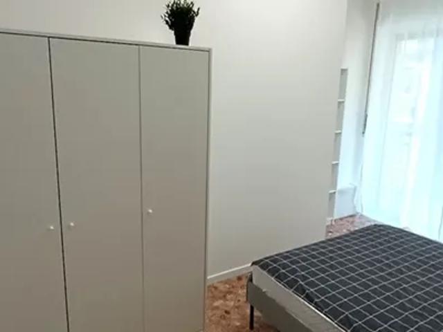 Stanza in affitto a Municipio 1, Puglia