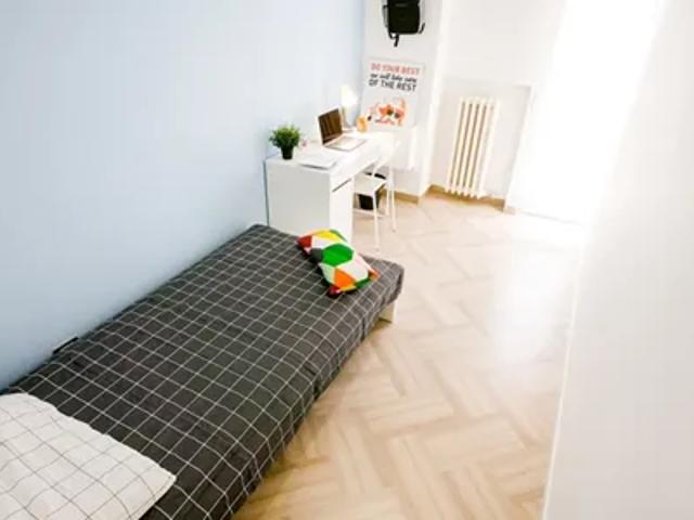 Stanza in affitto a Municipio 2, Puglia