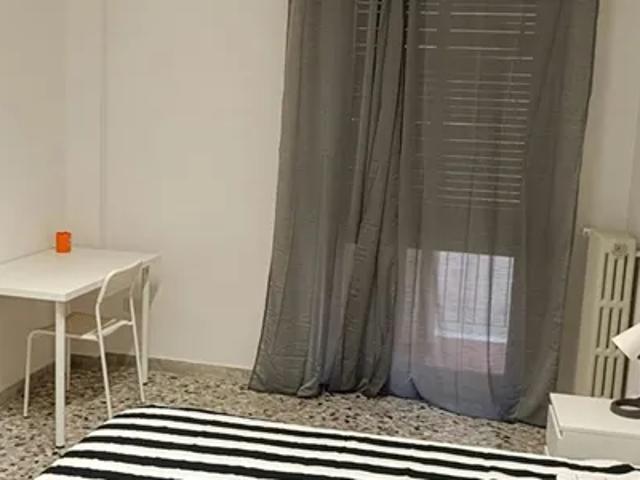 Stanza in affitto a Municipio 1, Puglia