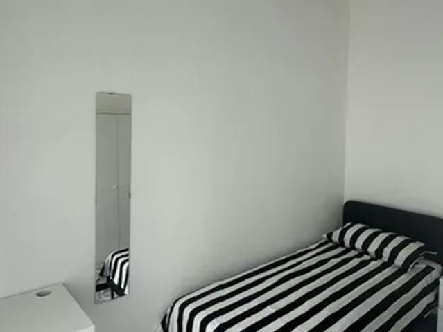 Stanza in affitto a Municipio 1, Puglia