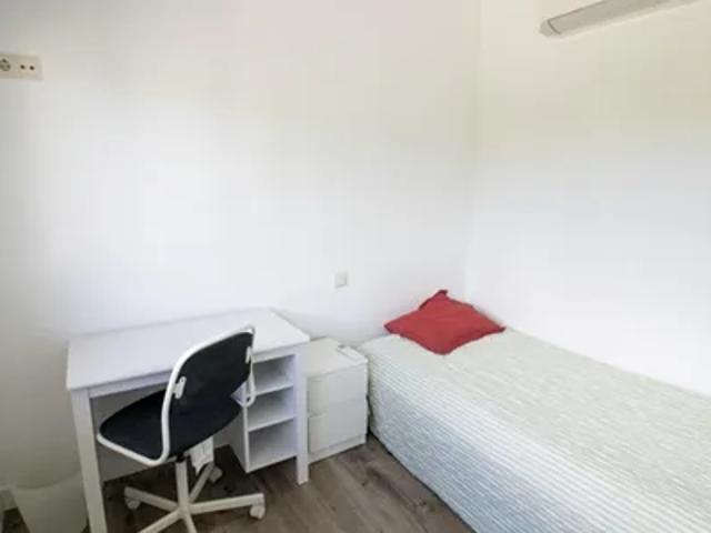 Habitación en alquiler en Boadilla Del Monte, Madrid